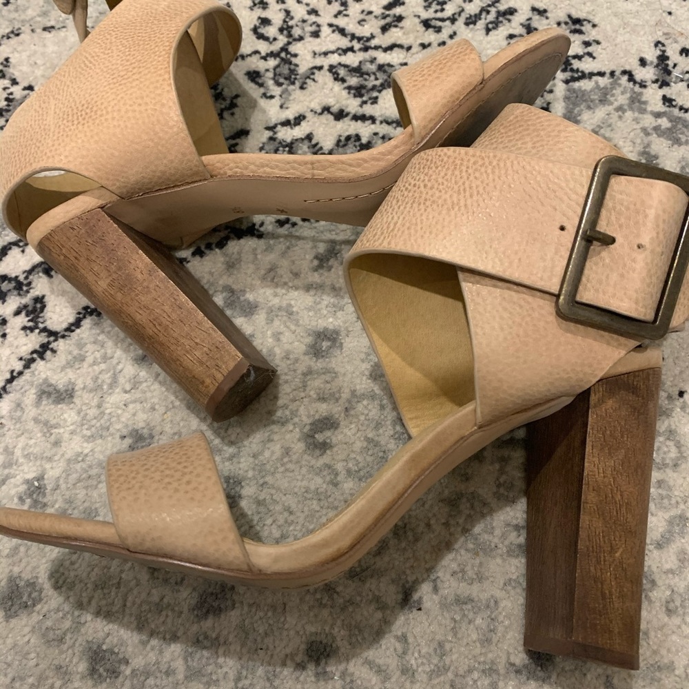 Splendid Heeled Sandal - Size 8.5